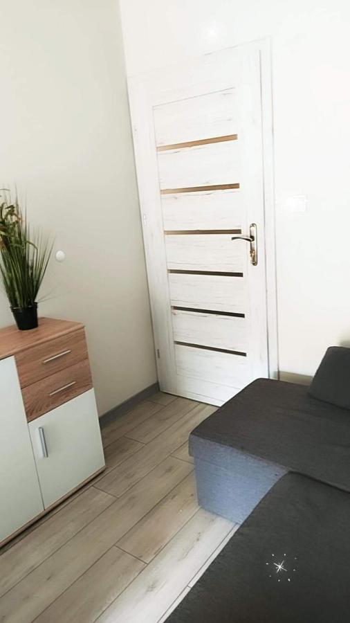 Minihostel - Winogrady - Pokoje Познан Екстериор снимка