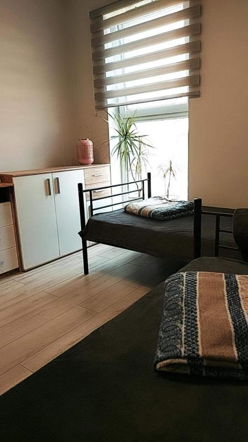 Minihostel - Winogrady - Pokoje Познан Екстериор снимка